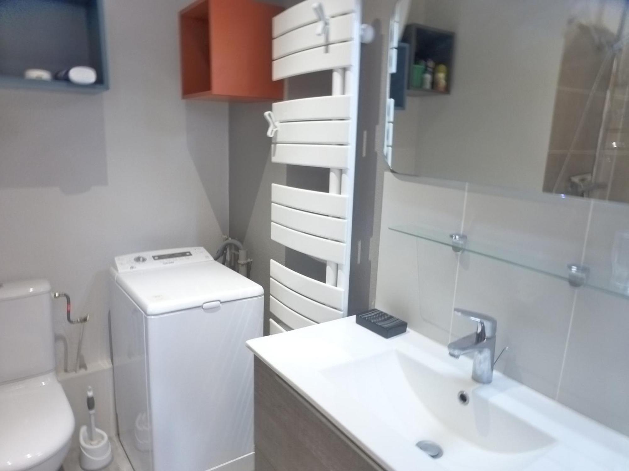 Studio Cosy Avec Balcon, Wi-Fi, Proche Thermes Et Telecabine A Brides-Les-Bains - Fr-1-512-51 المظهر الخارجي الصورة